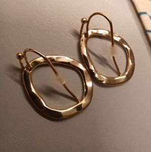 Rustic Gold Kevia hook loop earrings, with bag